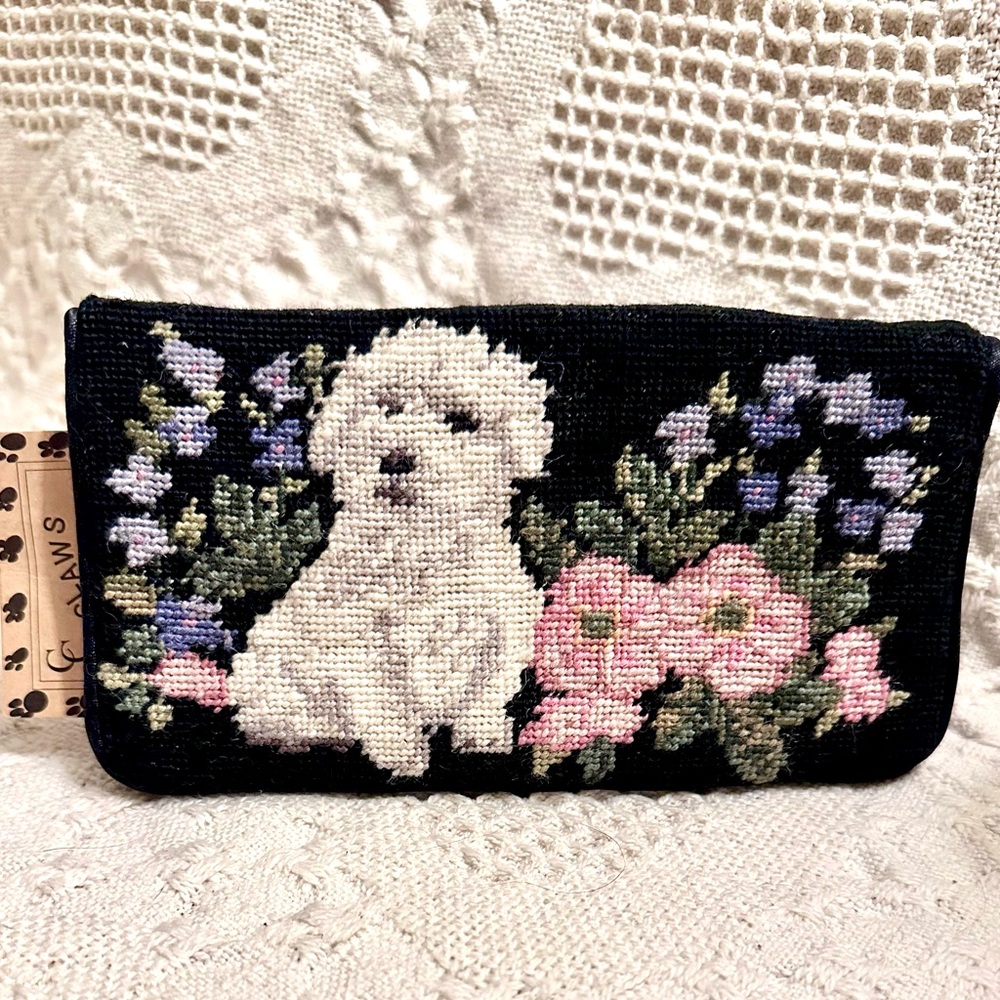 Adorable Claws Collection Needlepoint Embroidered Wallet Velour Back New w Tags